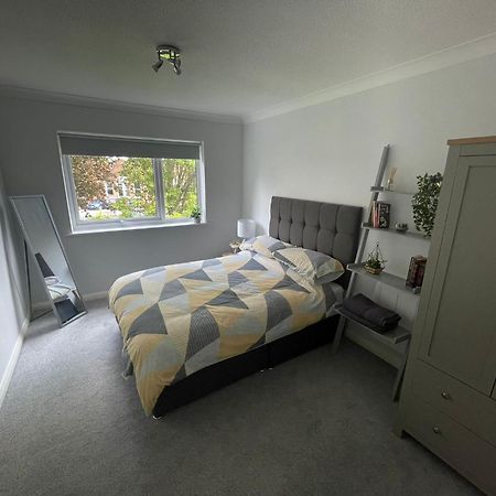 Canal Side Retreat - 2 Bedroom Apartment Heybridge  Cameră foto